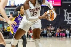 官宣！总冠军内線(xiàn)加(jiā)盟山东！再有NBA锋線(xiàn)加(jiā)入，曾获全明星(xīng)赛MVP