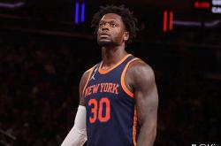 NBA球(qiú)员朱利叶斯-兰德尔：從(cóng)黑暗(àn)境地到重生