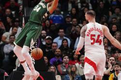 NBA杯小组赛收官战：季后赛席位悬念即将揭曉(xiǎo)