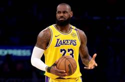 2025-26賽(sài)季NBA賽(sài)程(chéng)解析：湖人勇士等四队霸榜全国直播(bō)，黄蜂最惨