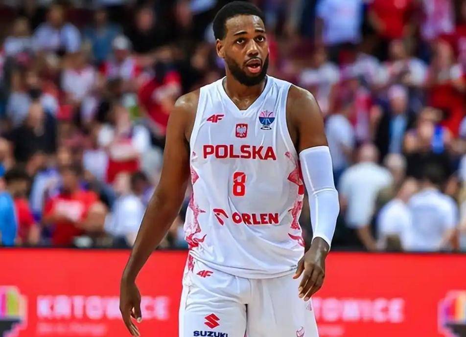 曝上海男篮接触NBA冠军后卫，欧锦赛场均28.3分，三分球命中率61%