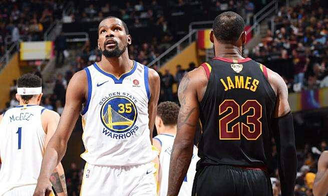 NBA裁判新规遭球员集体罢赛抗议