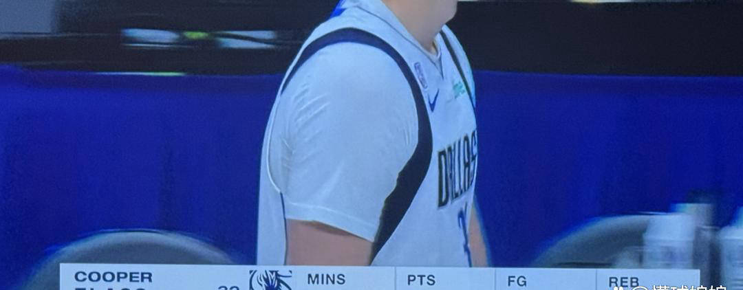 新秀状元首秀惨淡,马刺大胜独行侠