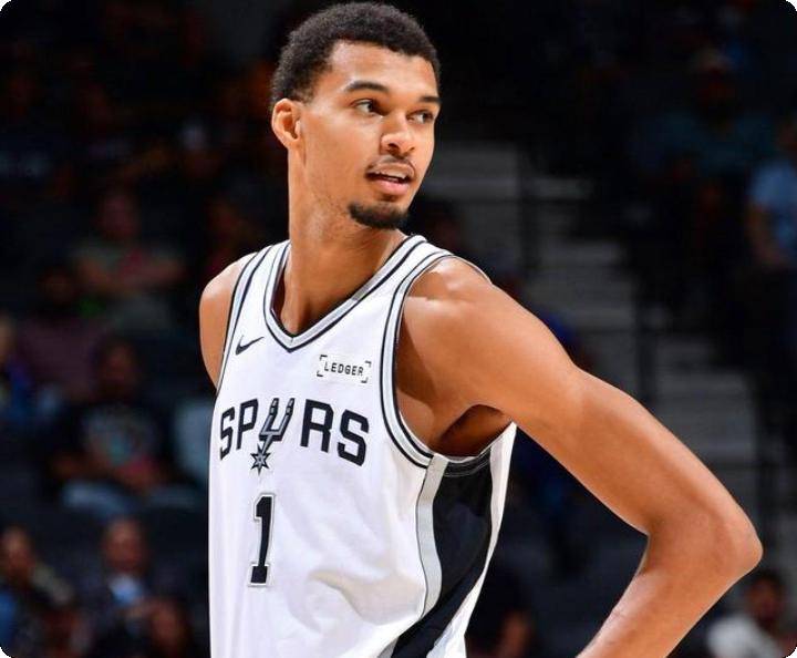 不好意思!11月11日NBA今日最佳只能是他!NBA2025-2026赛程表